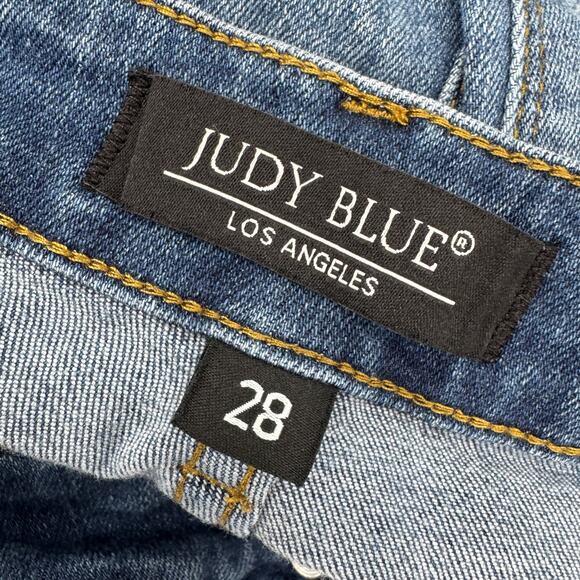 Judy Blue Jeans Womens 28 (28x26 ACTUAL) Relaxed Fit Distressed Denim Stretch - Picture 4 of 10